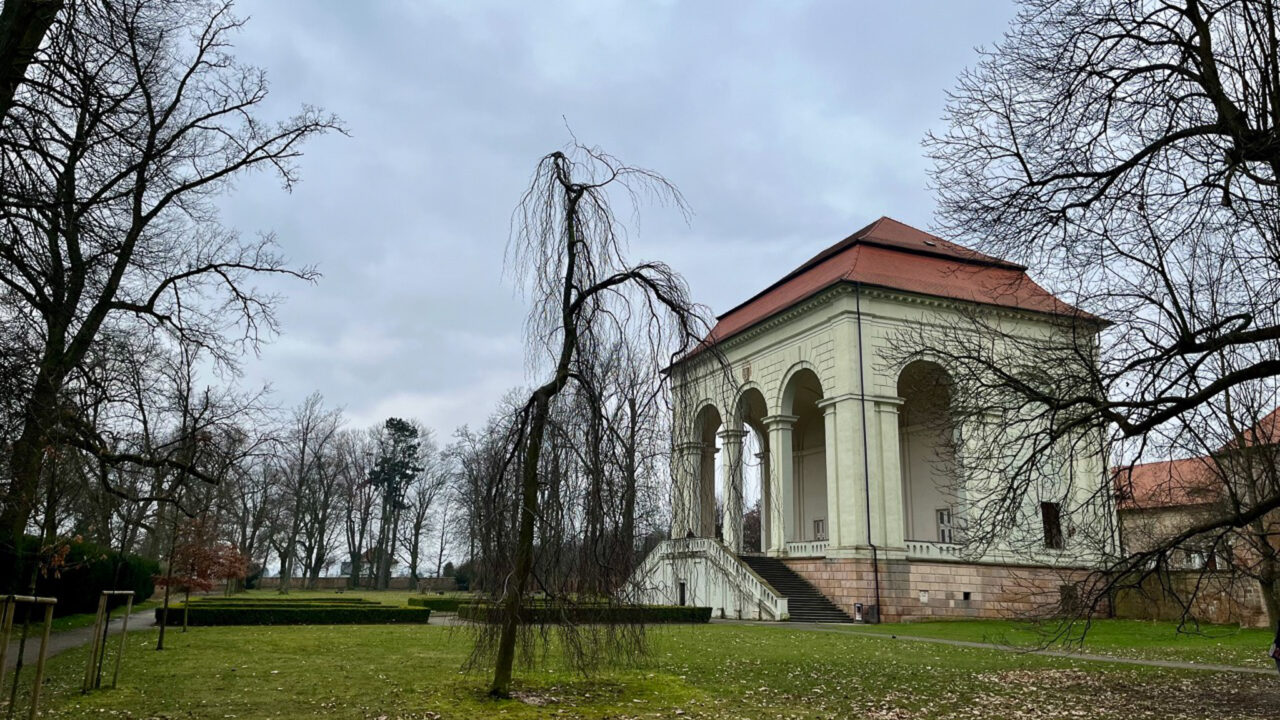 jičín, český ráj, valdštejnská lodžie jičín, zebín u jičína, zlatá stezka českého ráje